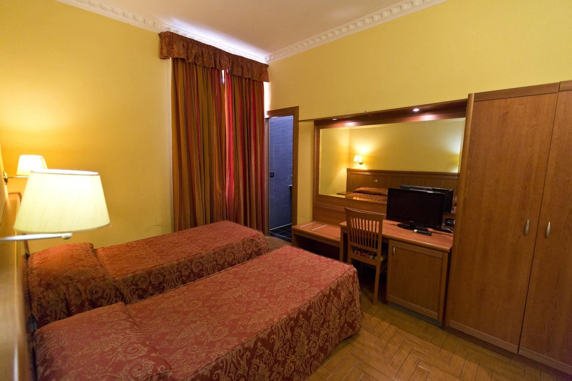 Hotel Lella Roma Exterior foto