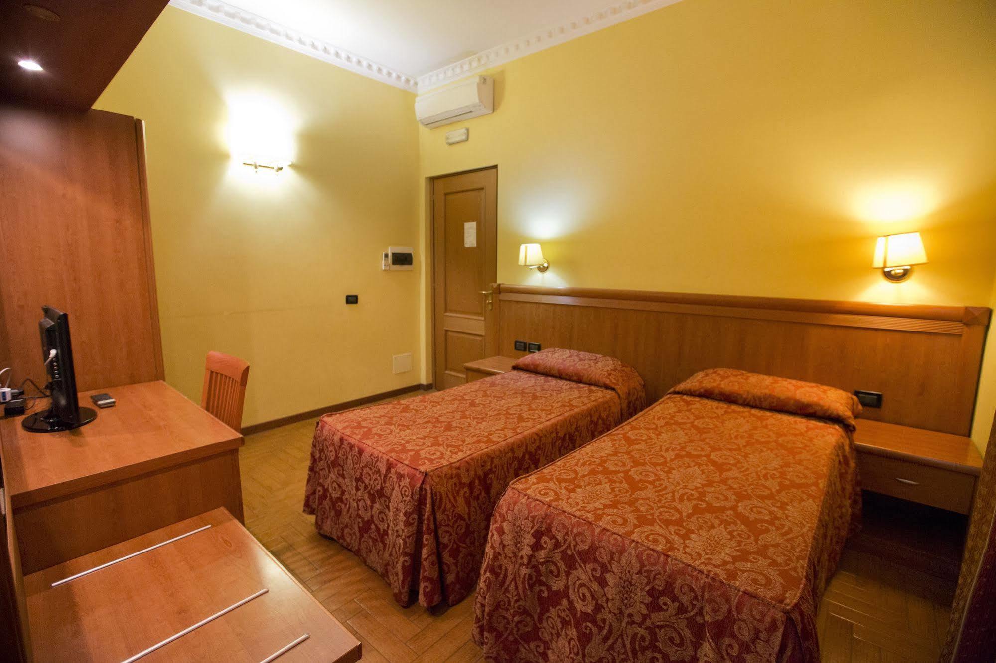 Hotel Lella Roma Exterior foto